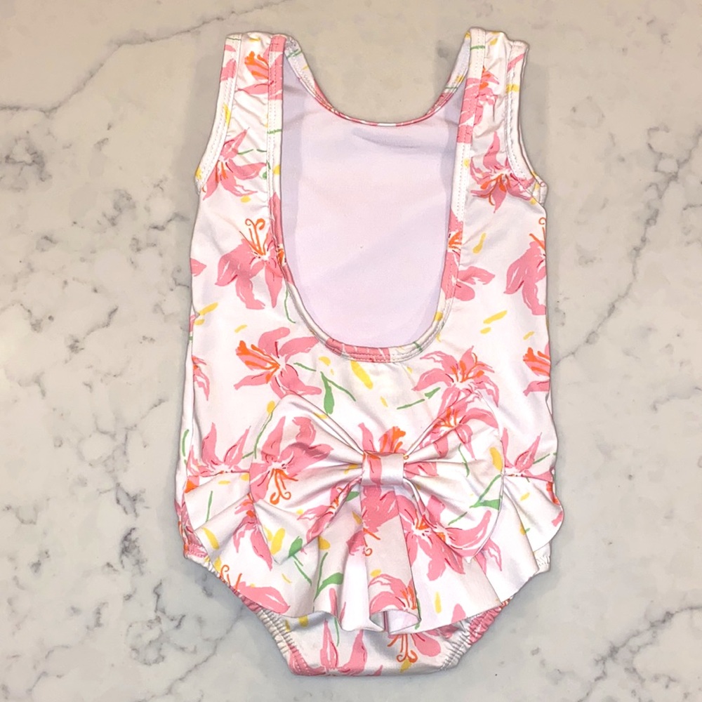 EUC Bella Bliss Toddler Girl’s Pink Tiger Lily Bow Back Ruffle Swimsuit (2T)